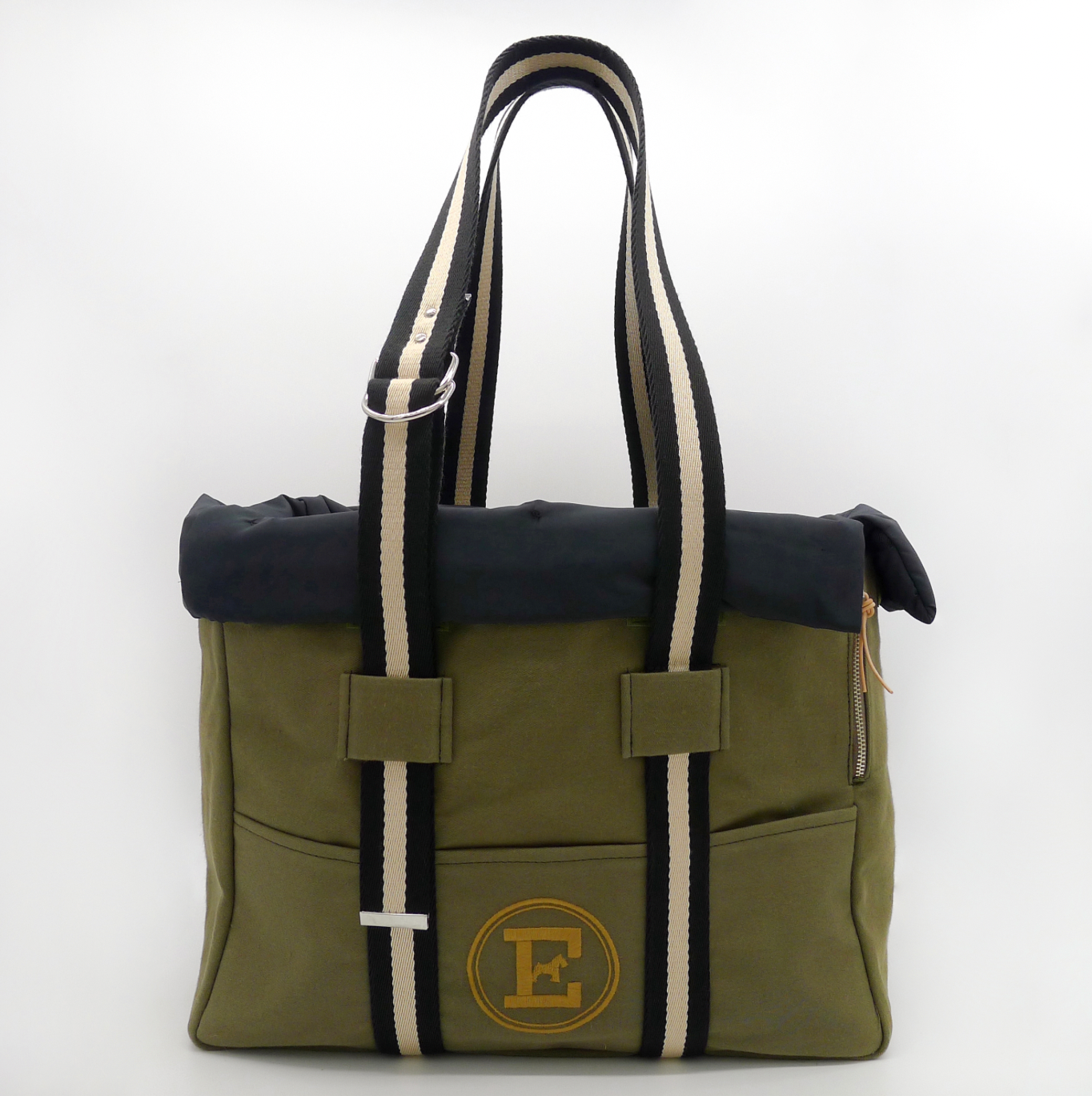 GREEN BAG AND BLACK